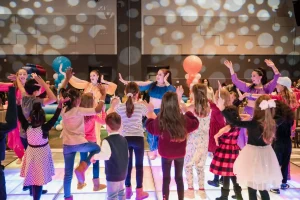 kids holiday party 18