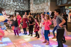 kids holiday party 19